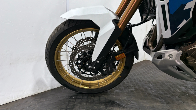 (23MY) Honda Africa Twin CRF1100L DCT